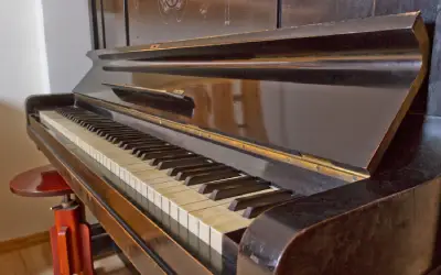 old piano for removal in vancouver wa home